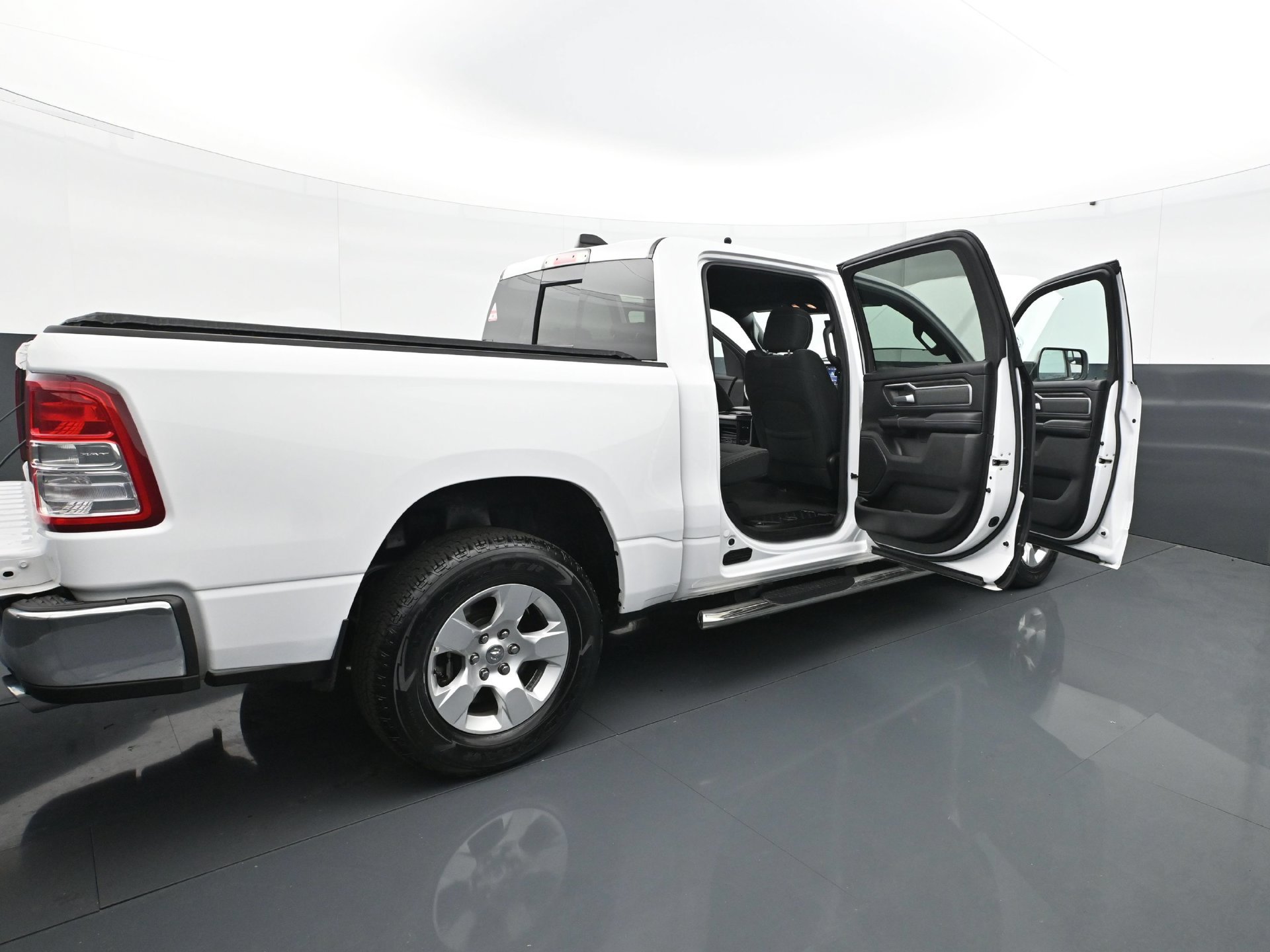Used 2021 RAM 1500 Big Horn AWD/4WD image 35