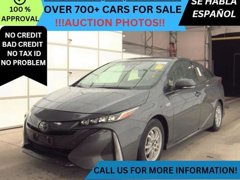Used 2021 Toyota Prius Prime LE image 1