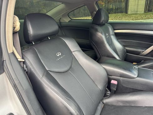 Used 2012 INFINITI G37 x w/ Premium Pkg image 28