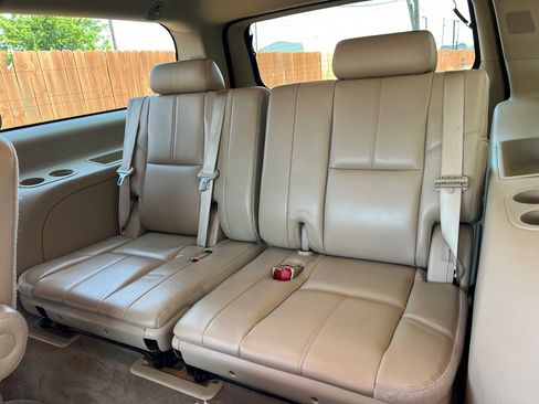 Used 2012 Chevrolet Suburban LT w/ Texas Edition RWD image 16