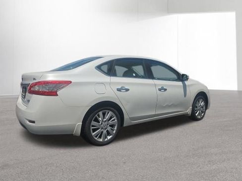 Used 2014 Nissan Sentra SL w/ Premium Package FWD image 3