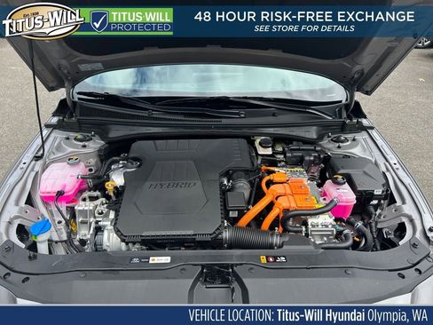 New 2025 Hyundai Elantra SEL image 29