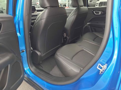 New 2026 Jeep Compass Latitude image 20