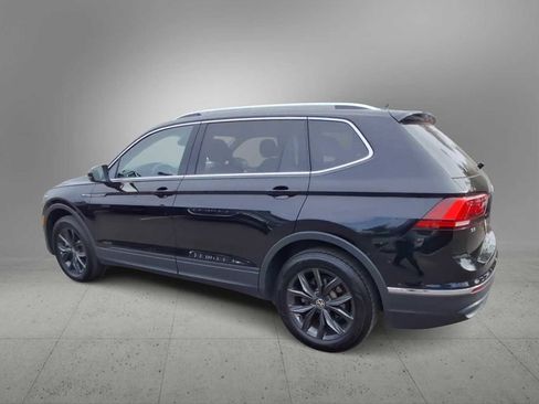 Used 2024 Volkswagen Tiguan SE image 6