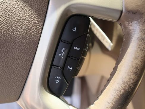 Used 2013 Chevrolet Tahoe LTZ AWD/4WD image 34