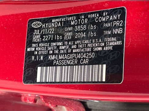 Used 2023 Hyundai Elantra SEL image 29