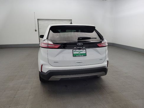 Used 2023 Ford Edge SEL image 6