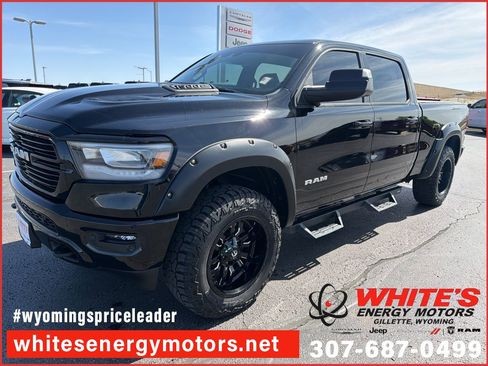 Used 2023 RAM 1500 Laramie AWD/4WD image 1