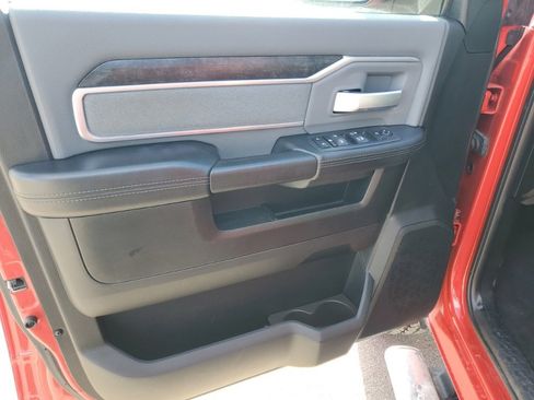 Used 2019 RAM 2500 Big Horn image 8