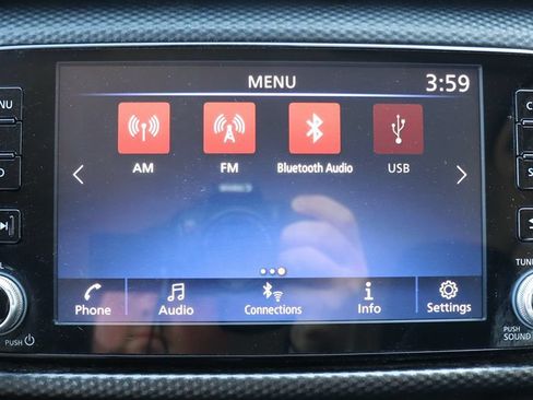 Used 2021 Nissan Kicks SV FWD image 46