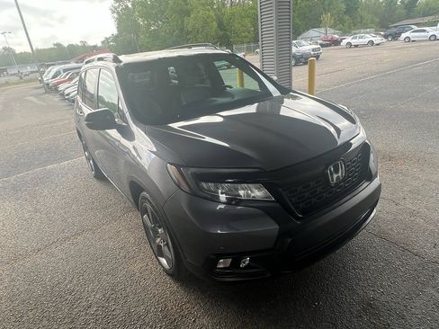 Used 2021 Honda Passport Touring image 1