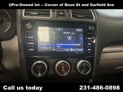 Used 2018 Subaru Forester 2.5i Premium w/ All-Weather Package AWD/4WD image 23