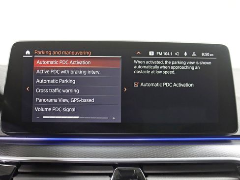 Used 2022 BMW M550i xDrive image 27