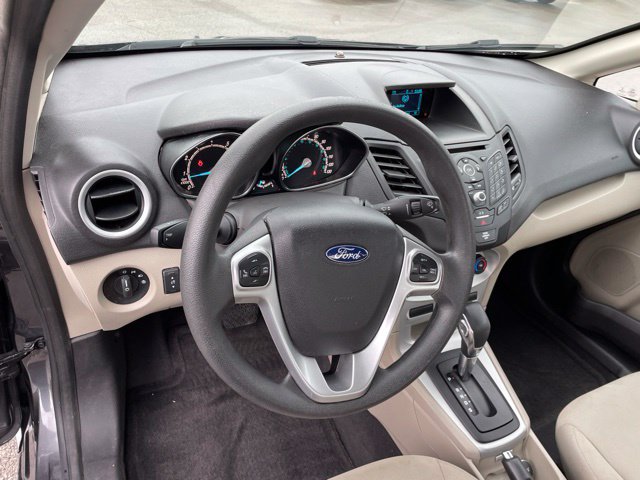 Used 2017 Ford Fiesta SE FWD image 24