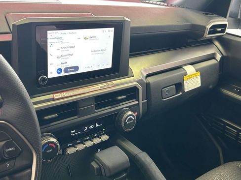 Used 2026 Toyota 4Runner SR5 AWD/4WD image 22