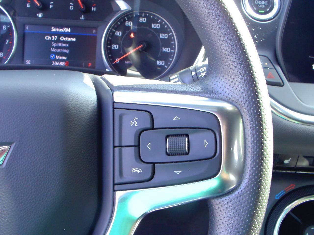 Used 2025 Chevrolet Blazer LT w/ Convenience Package FWD image 20