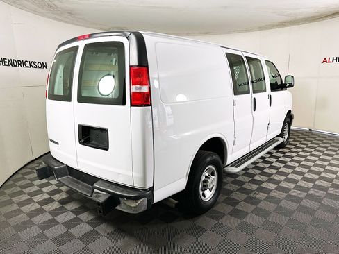 Used 2024 Chevrolet Express 2500 w/ Driver Convenience Package image 3