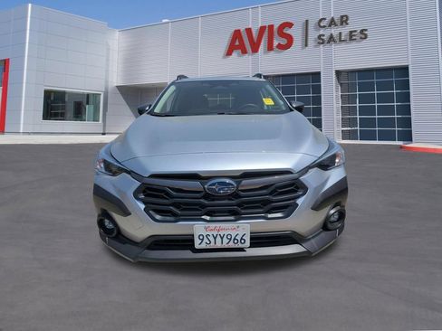 Used 2025 Subaru Crosstrek 2.5i Premium AWD/4WD image 2