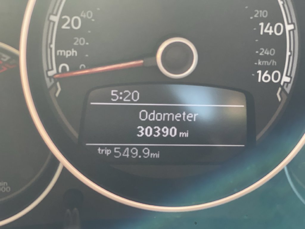Used 2018 Volkswagen Beetle 2.0T S w/ Style & Comfort Package FWD image 12