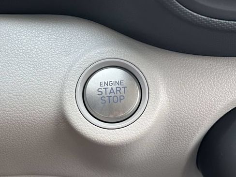 New 2026 Hyundai Venue SEL FWD image 21