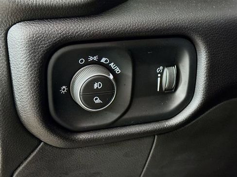 Used 2025 RAM 2500 Big Horn image 10