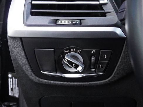 Used 2023 BMW X3 sDrive30i w/ Premium Package RWD image 16