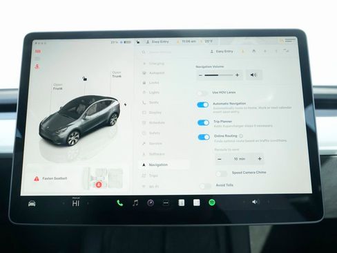 Used 2023 Tesla Model Y 2WD image 59