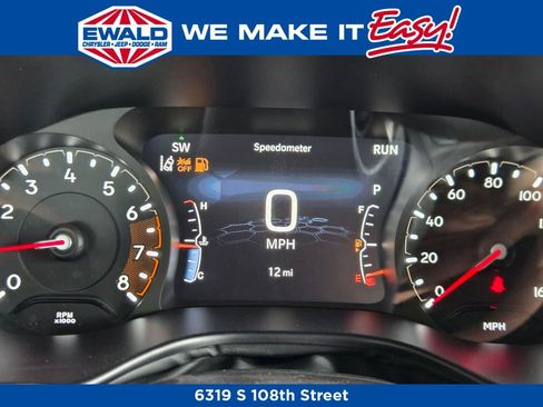 New 2026 Jeep Compass Limited image 27