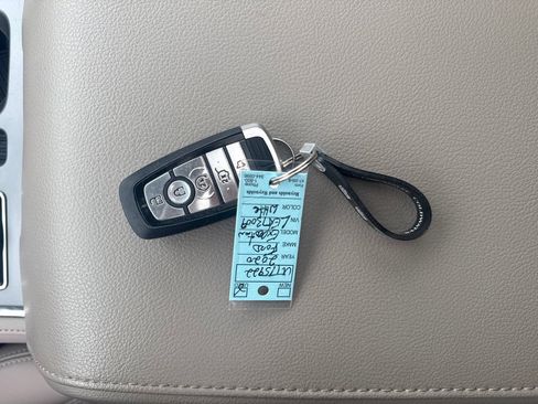 Used 2020 Ford Expedition XLT w/ Equipment Group 202A image 37