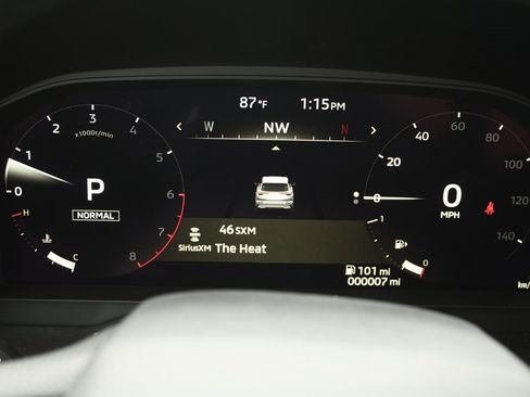 New 2025 Mitsubishi Outlander SE image 24