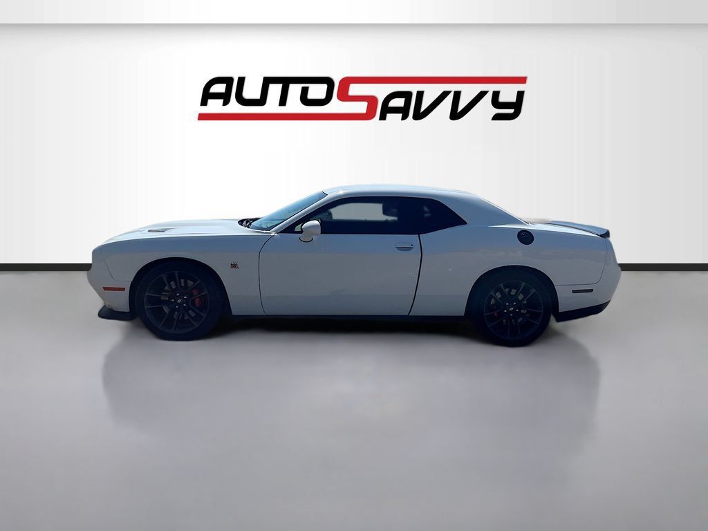 Used 2022 Dodge Challenger R/T Scat Pack RWD image 4