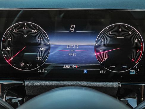 Used 2025 Mercedes-Benz GLA 250 4MATIC image 25