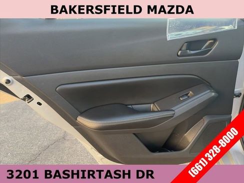 Used 2024 Nissan Altima 2.5 SV image 13
