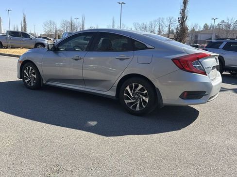 Used 2016 Honda Civic EX image 5