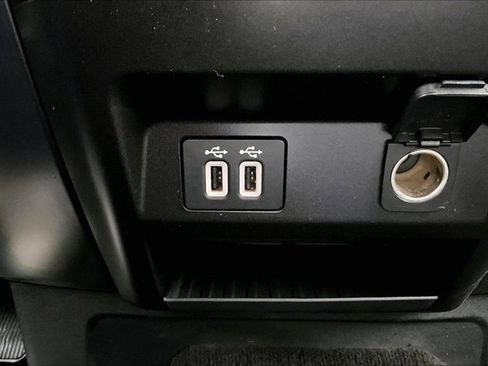 Used 2019 Ford F150 XLT w/ Trailer Tow Package image 17