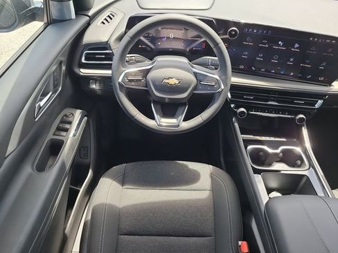 New 2026 Chevrolet Traverse LT image 15