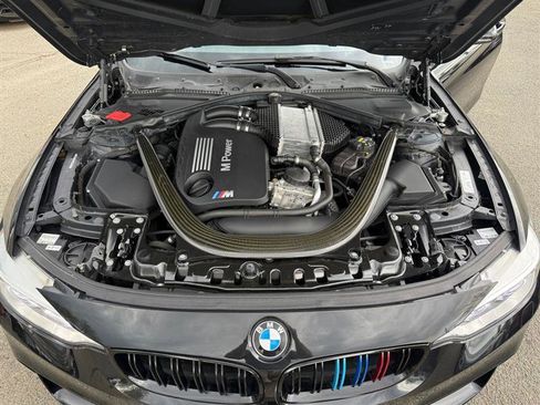 Used 2015 BMW M4 Coupe image 19