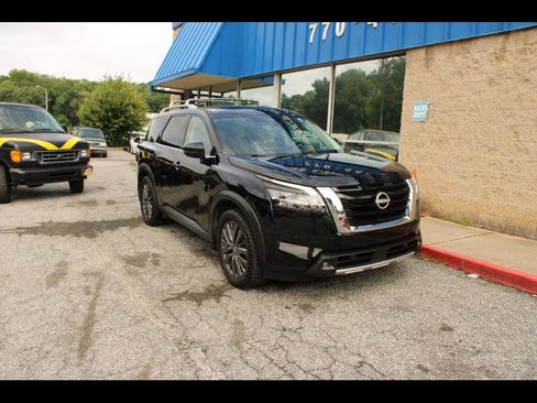 Used 2022 Nissan Pathfinder SL w/ SL Premium Package AWD/4WD image 1