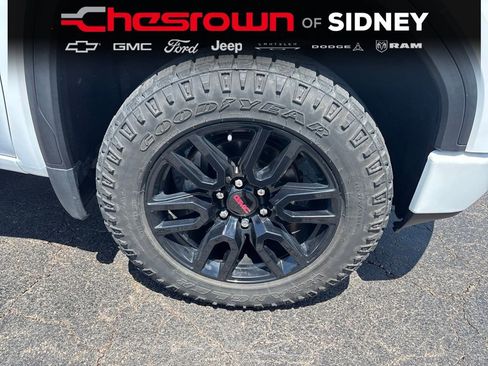 Used 2019 GMC Sierra 1500 Elevation w/ Elevation Value Package AWD/4WD image 12