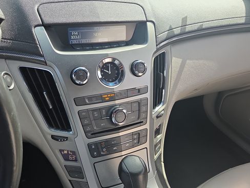 Used 2011 Cadillac CTS Coupe RWD image 23