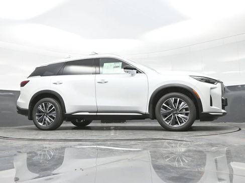 Used 2026 INFINITI QX60 Luxe w/ Cargo Package AWD/4WD image 30