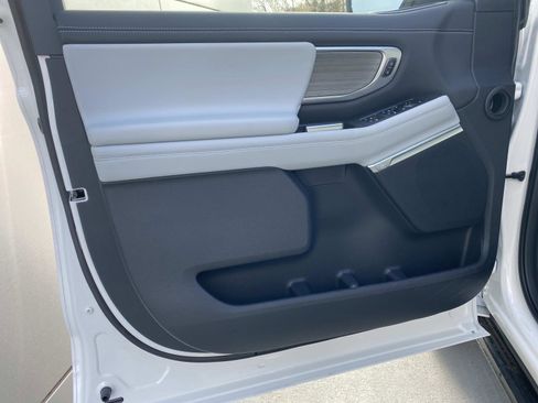 New 2026 Ford Expedition Max Platinum w/ Driver's Package image 15