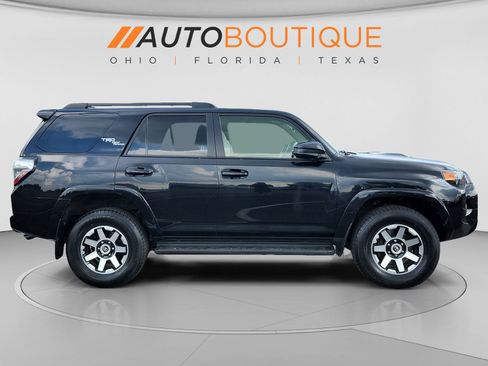 Used 2023 Toyota 4Runner TRD Off-Road AWD/4WD image 6