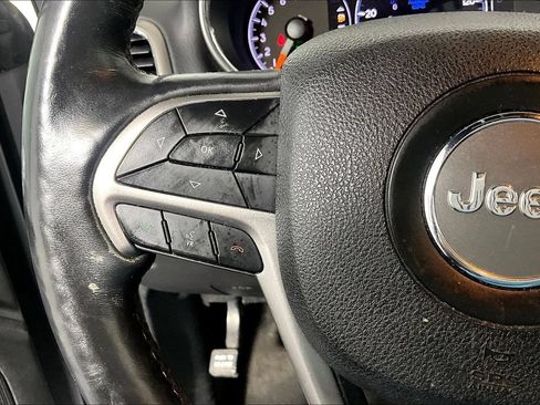 Used 2018 Jeep Grand Cherokee Limited AWD/4WD image 18