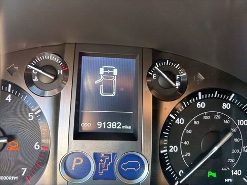 Used 2014 Lexus GX 460 image 13