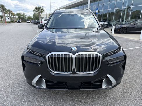 Used 2025 BMW X7 xDrive40i AWD/4WD image 5