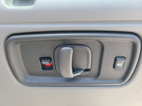 New 2026 Chevrolet Express 3500 LS RWD image 10