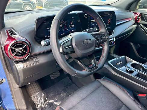 Used 2025 Chevrolet Equinox RS image 10