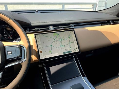 New 2026 Land Rover Range Rover Velar Autobiography image 7