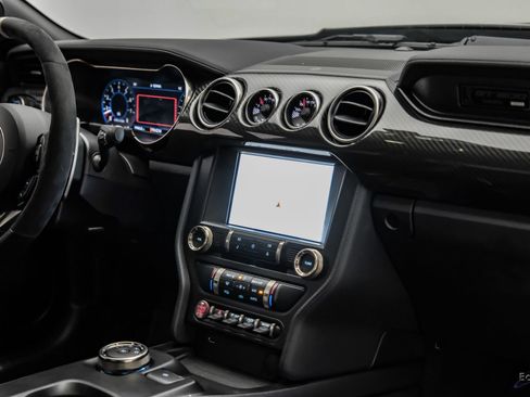 Used 2021 Ford Mustang Shelby GT500 w/ Carbon Fiber Track Pack RWD image 47